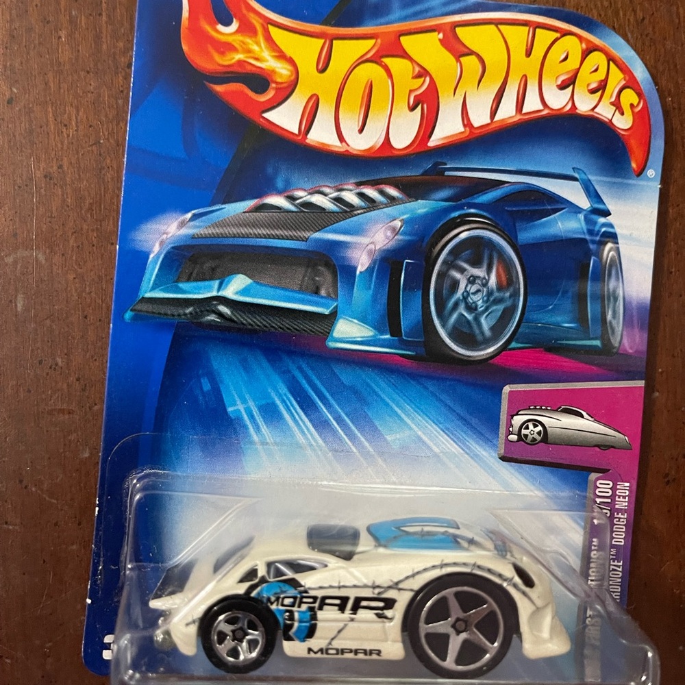 Hot Wheels 2004 First Editions # 18 Hardnoze Dodge Neon.   New in package!
